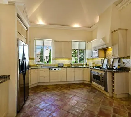 Villa Sleeps 8 Pool Air Con Wifi Quinta do Lago